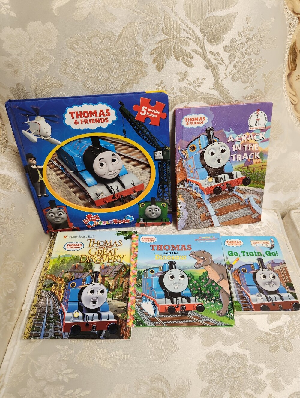 Thomas the Train Books Lot Of 5